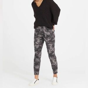 Spanx cargo pants/joggers size XS